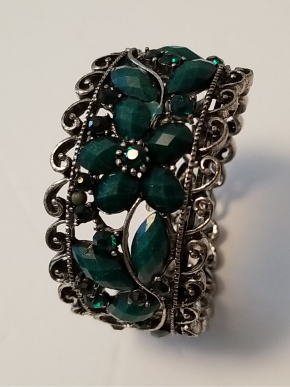 Green and Silver Cuff Bracelet - Picture 1 of 3